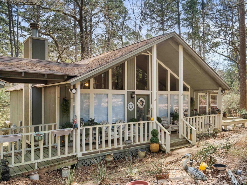 168 Hearthside Path, Holly Lake Ranch, TX 75765