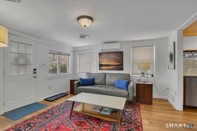 5 Seminole Trail, East Hampton, CT 06424