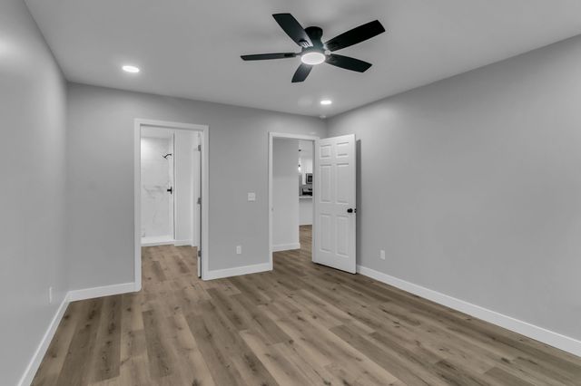 38 Warren St, Paris, TN 38242