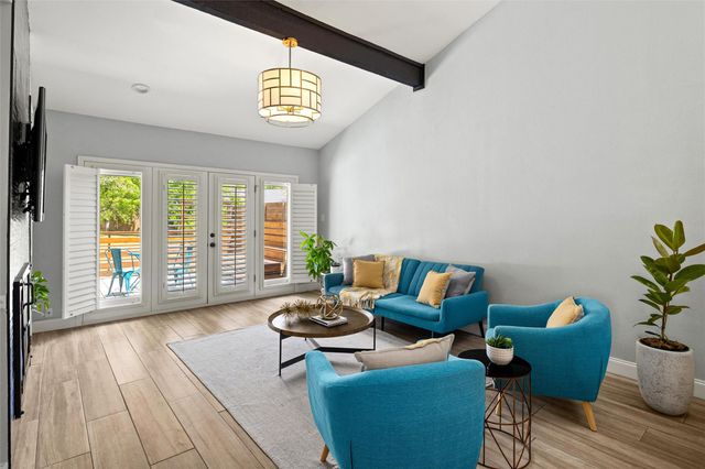 6110 Gardenridge HOLW, Austin, TX 78750