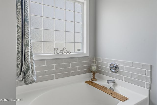 302 Sunbeam Court, Richlands, NC 28574