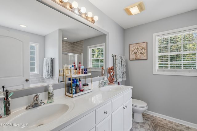 302 Sunbeam Court, Richlands, NC 28574