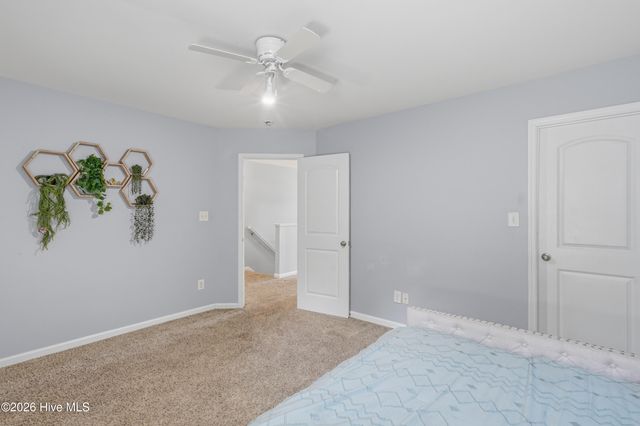 302 Sunbeam Court, Richlands, NC 28574