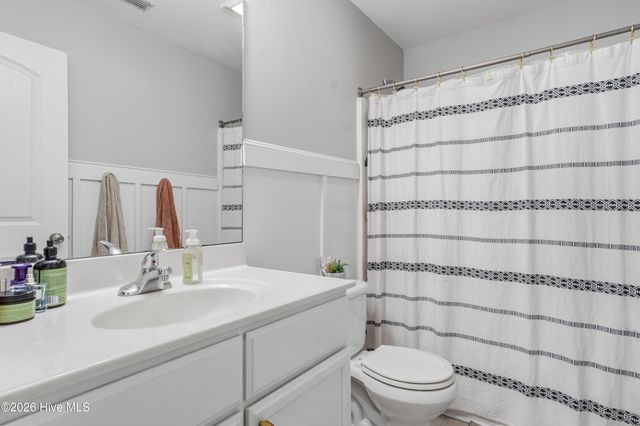 302 Sunbeam Court, Richlands, NC 28574