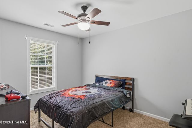 302 Sunbeam Court, Richlands, NC 28574