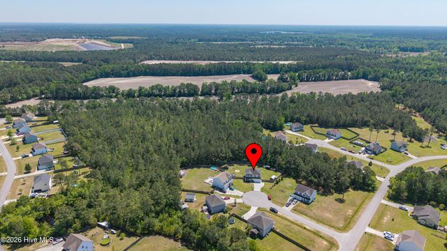 302 Sunbeam Court, Richlands, NC 28574