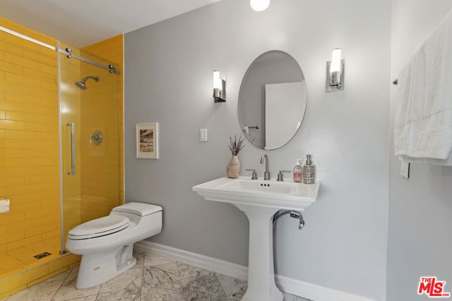 958 18th Street 4, Santa Monica, CA 90403