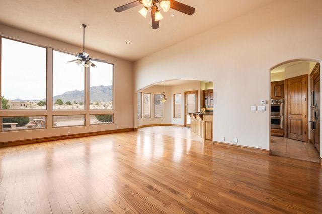 13419 Wilderness Place NE, Albuquerque, NM 87111