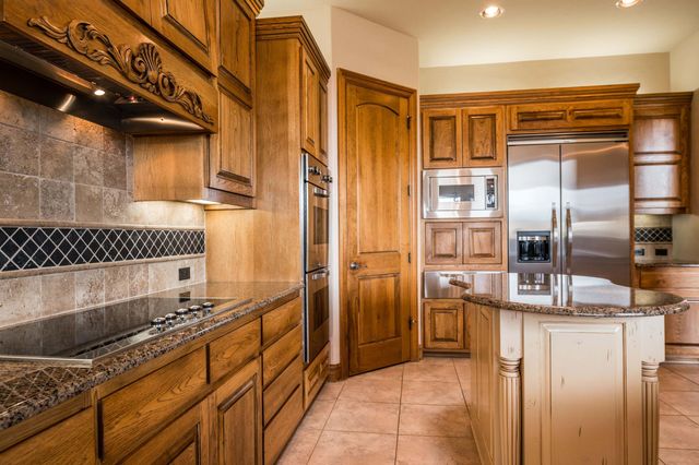 13419 Wilderness Place NE, Albuquerque, NM 87111