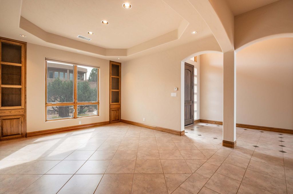 Image 31 of property listing at 13419 Wilderness Place NE, Albuquerque, NM 87111