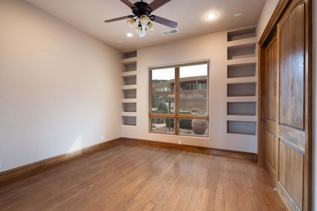 Image 35 of property listing at 13419 Wilderness Place NE, Albuquerque, NM 87111