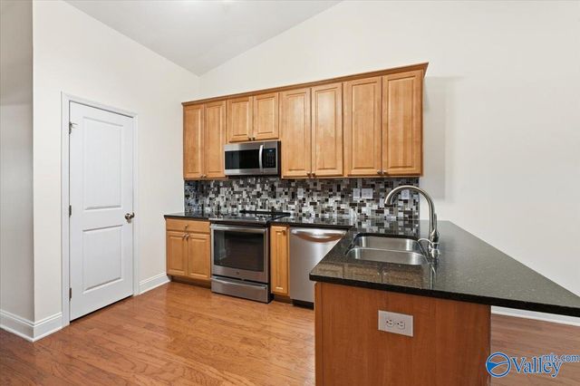 104 Swan Pond Drive, Huntsville, AL 35824