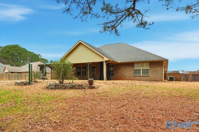 104 Swan Pond Drive, Huntsville, AL 35824