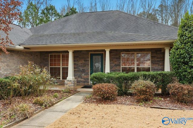 104 Swan Pond Drive, Huntsville, AL 35824