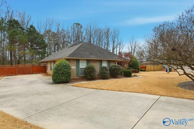 104 Swan Pond Drive, Huntsville, AL 35824