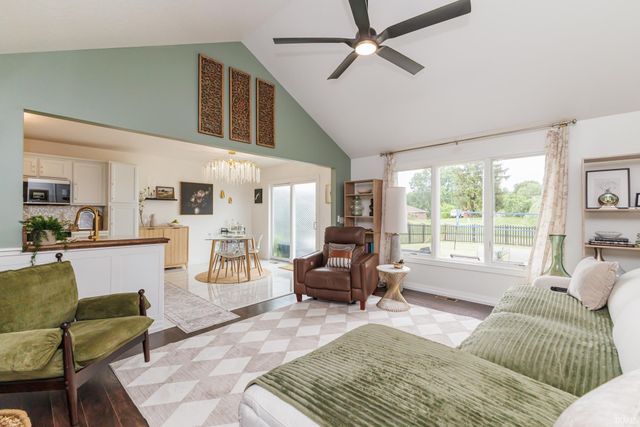 2502 Trillium Cove, Huntertown, IN 46748