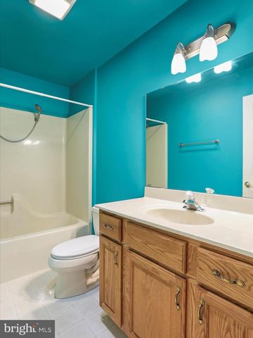 3215 ST ANDREWS DR, Chambersburg, PA 17202