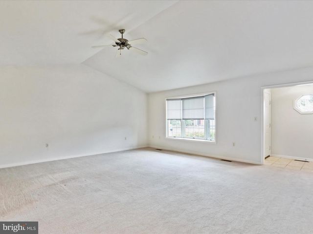 3215 ST ANDREWS DR, Chambersburg, PA 17202