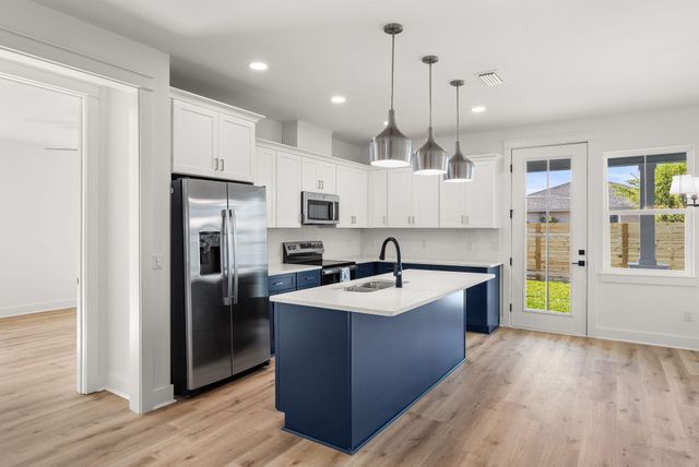 515 Pinetree Drive, Panama City Beach, FL 32413