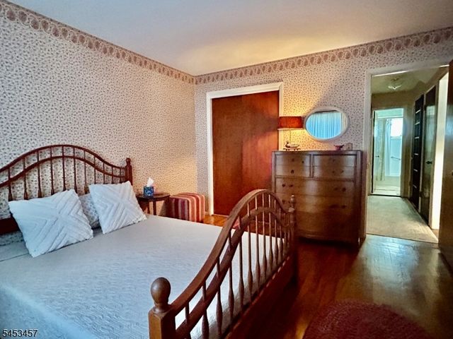 729 7Th St, Carlstadt Boro, NJ 07072