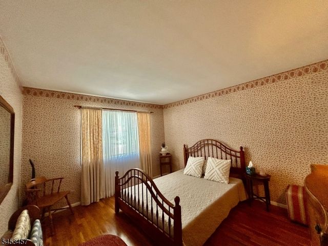 729 7Th St, Carlstadt Boro, NJ 07072