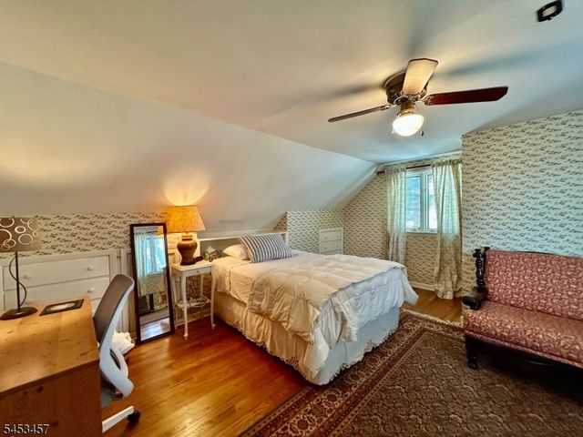 729 7Th St, Carlstadt Boro, NJ 07072
