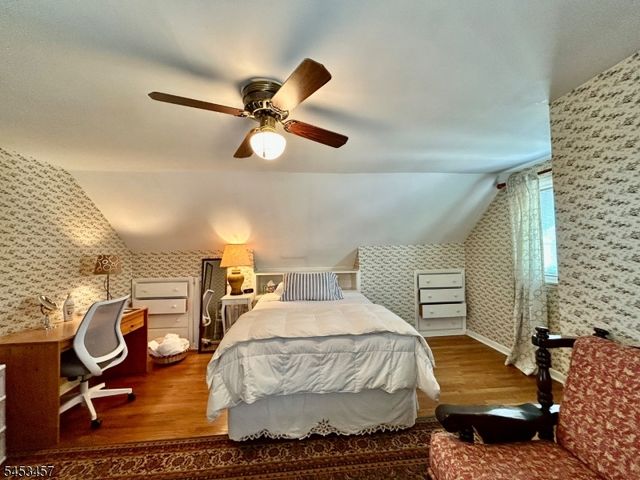 729 7Th St, Carlstadt Boro, NJ 07072