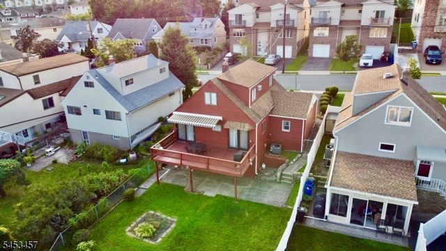 729 7Th St, Carlstadt Boro, NJ 07072