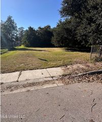 235 Holley Street, Biloxi, MS 39530