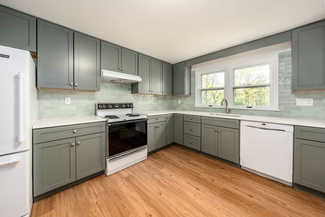 3 Highview Drive 3, Sandwich, MA 02563