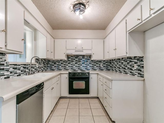 2633 N Sterling Avenue, Oklahoma City, OK 73127