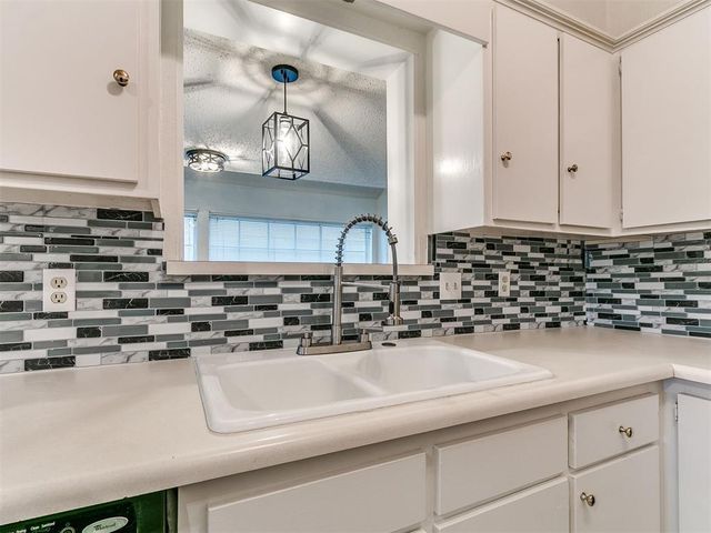 2633 N Sterling Avenue, Oklahoma City, OK 73127
