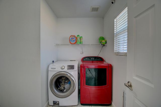 7111 Weston Place NW, Albuquerque, NM 87114