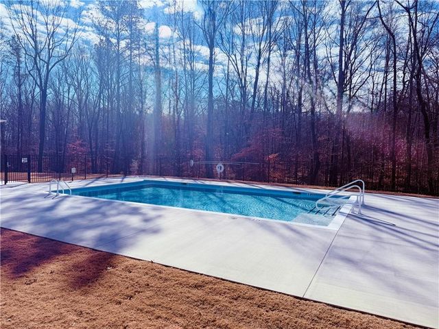 4240 Shirebrook Trail, Hoschton, GA 30548