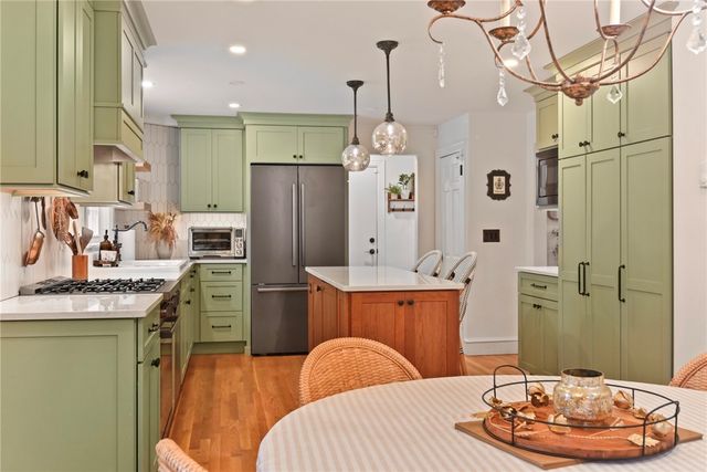 232 Bayview Avenue, Warwick, RI 02818