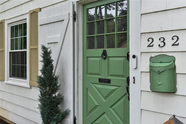 232 Bayview Avenue, Warwick, RI 02818
