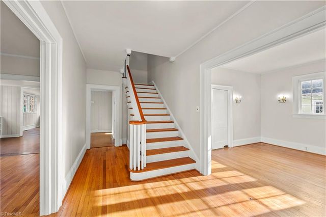 614 West End Boulevard, Winston-salem, NC 27101