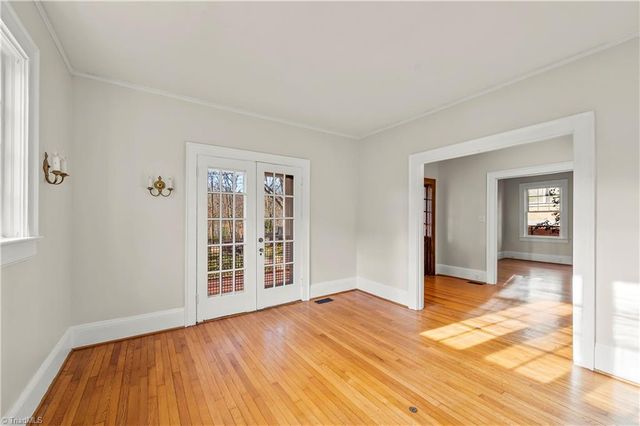 614 West End Boulevard, Winston-salem, NC 27101