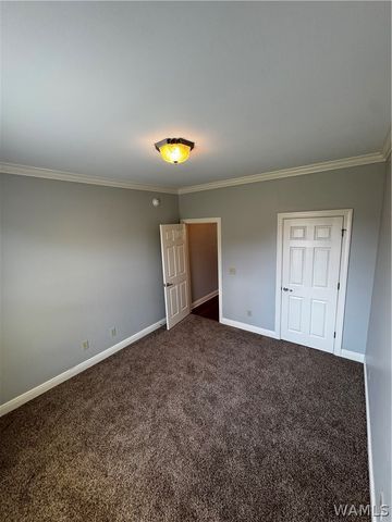 717 Greenbriar, Northport, AL 35473