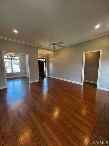 717 Greenbriar, Northport, AL 35473