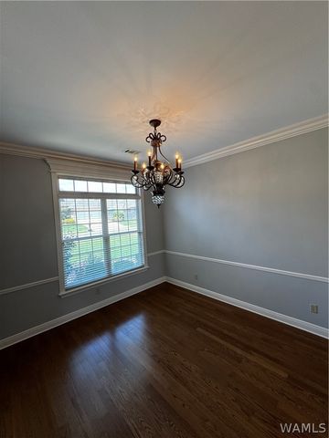 717 Greenbriar, Northport, AL 35473