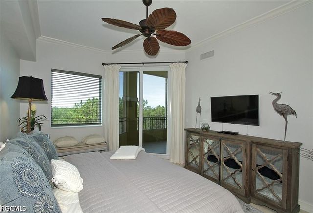 2738 Tiburon BLVD E B403, Naples, FL 34109