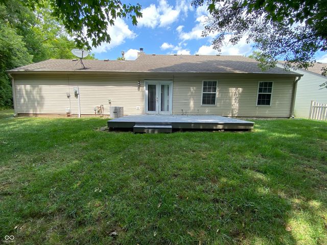 8457 Traders Court, Fishers, IN 46038
