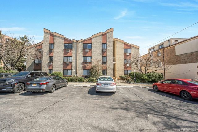 1490 Shore Drive 4F, Bronx, NY 10465