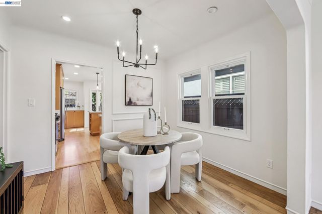 1211 Court St, Alameda, CA 94501