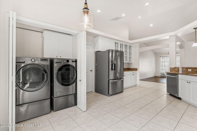 6915 Renshaw Drive, Melbourne, FL 32940