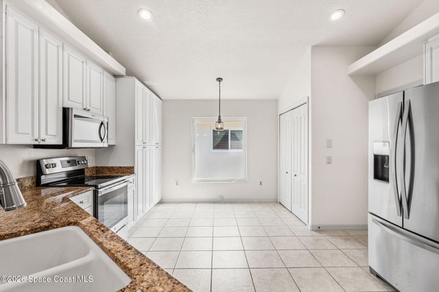 6915 Renshaw Drive, Melbourne, FL 32940