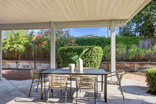 6088 Knoll Park Court, San Jose, CA 95120