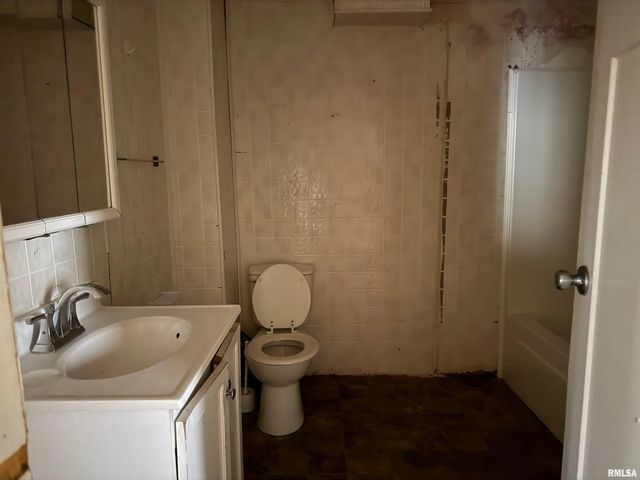 7105 S DEPOT Street, Bartonville, IL 61607