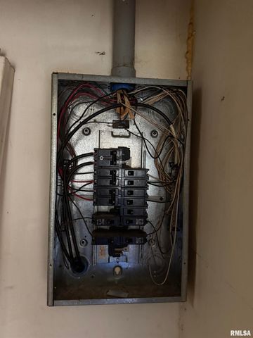 7105 S DEPOT Street, Bartonville, IL 61607